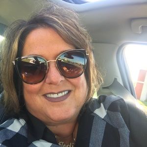 Meet your Posher, Jodi